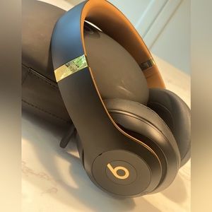 Beats Studio 3 on ear headphones
